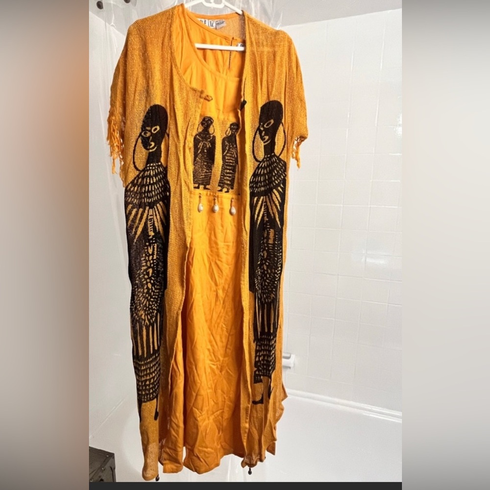Vintage Mustard Carole Liz 2 Piece Silhouette Graphic Design Set NWT